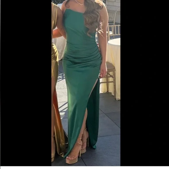 Tarik ediz gown